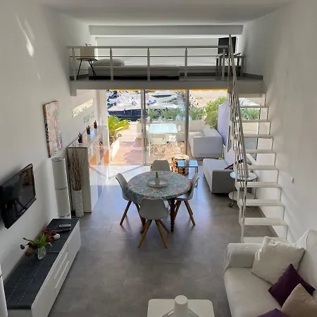 Duplex Face A La Athena Port Bandol