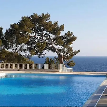 Apartment Duplex Face A La Athena Port Bandol
