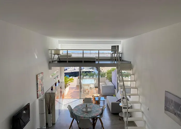 Duplex Face A La Athena Port